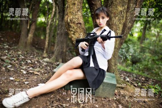 GIRLT果团网 - 这个白色不仅提亮了王语纯的颜值，还有我的心情——原图合集请见！