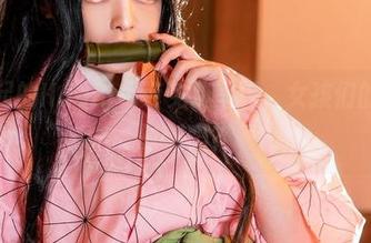 争议四起的Hachi小芭免费写真，女孩们的美丽是时刻吗？