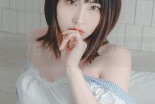 Uhye(이유혜)白衬衫写真：图库里的奇怪诱惑