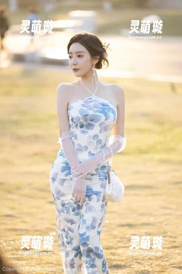 XIAOYU语画界-顾乔楠 XIAOYU语画界 - 顾乔楠的套图,白衬衫和“我”之间的默契