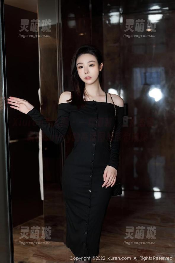 Xiuren秀人网 - 一套服装，二份态度，晓茜sunny的高清图册带你窥探