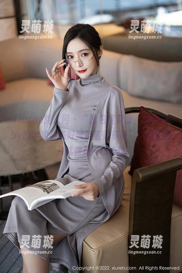 Xiuren秀人网 - “图包见真章，汐汐baby的学姐姿态好像藏着很多事”，每张照片就像是一段心事