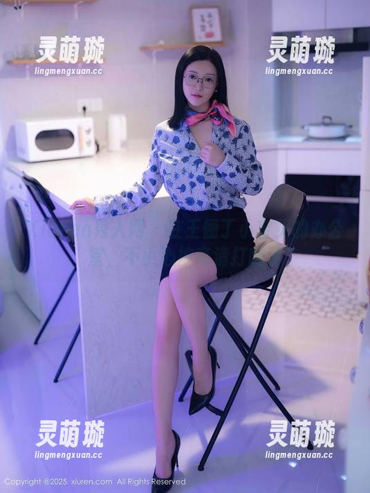 Xiuren秀人网-王俪丁小宝贝 Xiuren秀人网 - 在王俪丁小宝贝的办公室,不小心被高清打翻了