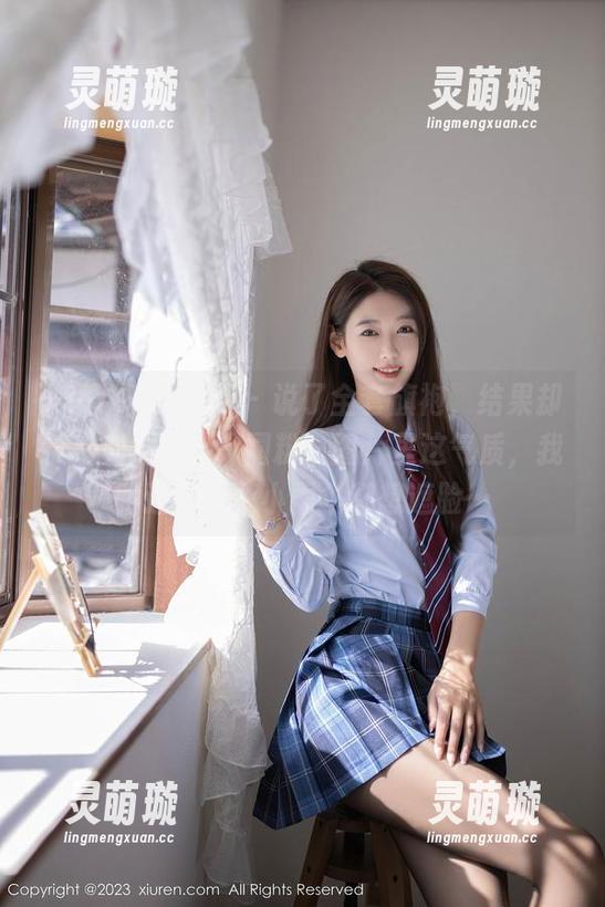 Xiuren秀人网 - 说了全套旗袍，结果却被白茹雪Abby圈粉，图片里这气质，我路边买了个小雨伞都想遮脸…