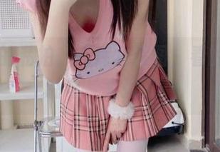 at鲨鱼的私拍，死库水原图，看的我都想说句‘太强了’