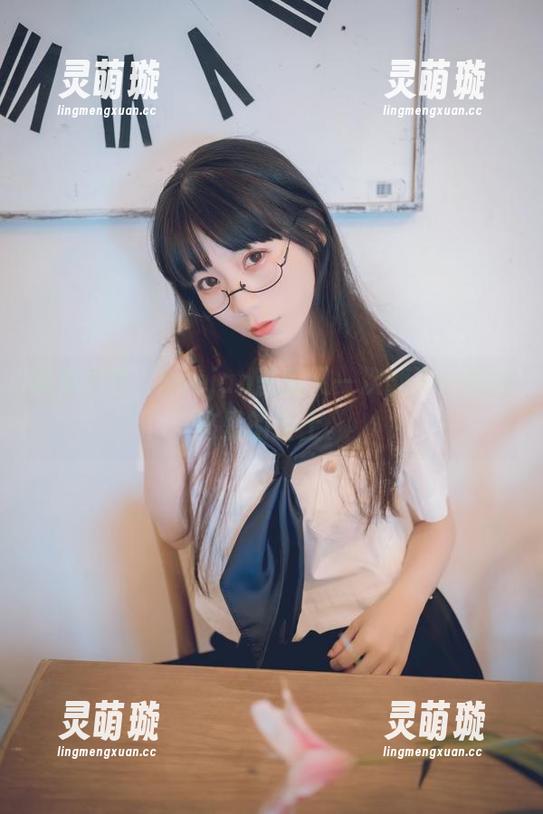 usejan蓝蓝 黑兔图包,usejan蓝蓝又一次翻了一道公路里的尘土。