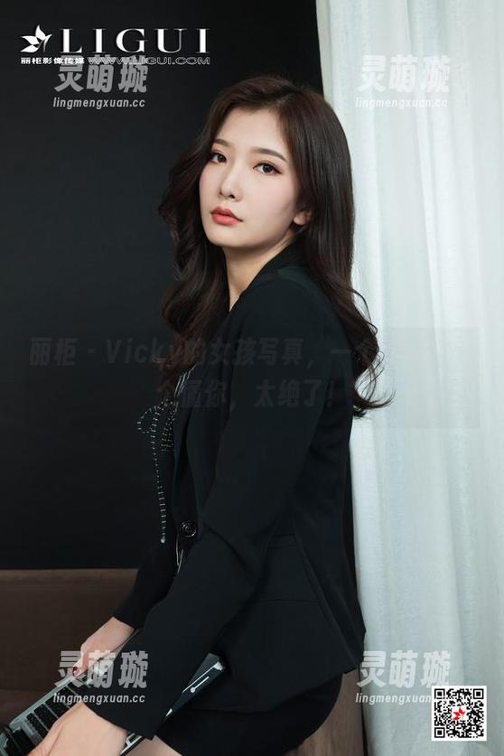 丽柜 - Vicky的女孩写真，一个美图比一个懂你，太绝了！