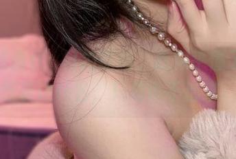 看完这张优菈自拍原图，我似乎懂了九言想表达什么，只是说不出来。