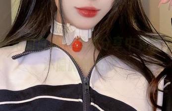 九言和她的白丝，图库分享中竟然也有些许隐晦的赞叹。