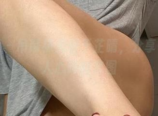 微密圈 – 吊带袜天使于芷晴，分享一组令人心碎的套图