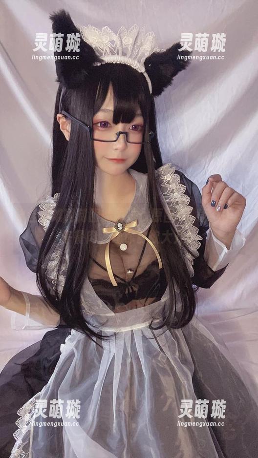佳佳好难啊制服新看法：原图+下载，搭配午餐肉，让你食欲大开！