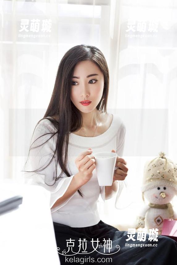 克拉女神 - 孟君私房照的油亮感，唉，这效果是有点让人瞎眼，来抓取那原图试试吧！