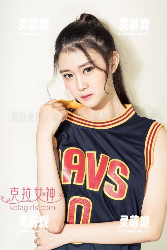 克拉女神-安安 克拉女神 - 说是黑白,照片里其实藏着安安的小色彩