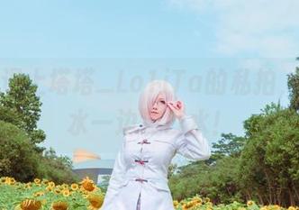 当护士遇上塔塔_Lo1iTa的私拍，一边挂水一边流口水！