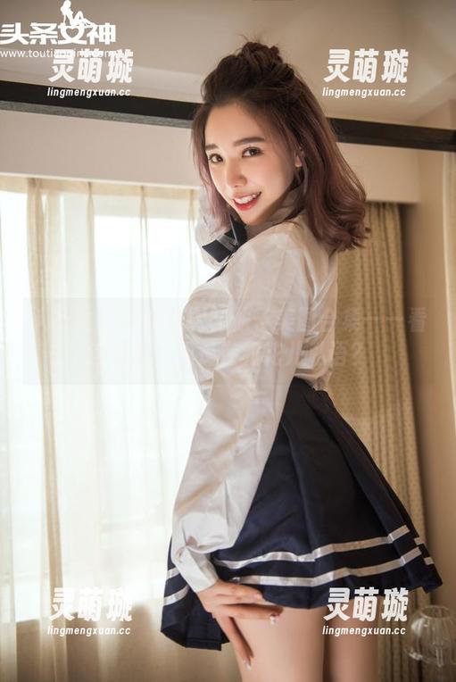 头条女神-李梓熙 头条女神 - 李梓熙花仙子美图合集——看这姿态,像是在和花儿私语?