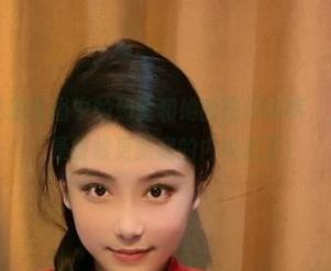 微密圈 – 私拍原图中的奶雯和她的墨绿内裤，正在提醒我，是时候更新我的内衣柜了！