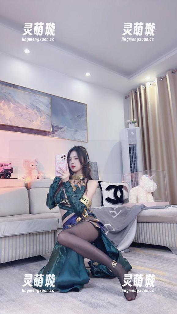 厨娘小小奶瓶儿—免费写真，看她的锅里藏着啥？