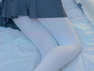 少女秩序 – 小满最新分享，她那清纯的状态，简直是私人定制的“无暇”。