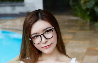尤物馆 – 当baby贝贝披上姐姐的外衣，最新图册里有啥奇葩故事？