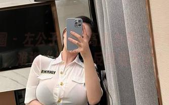 微密圈 – 左公子666高清力作：跨年套图，难道“打脸”反而是艺术？