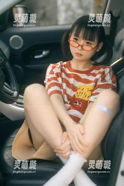 红裙acg风，幼水铃衣是要开启“cos”新纪元吗？原图是存在哪儿的？