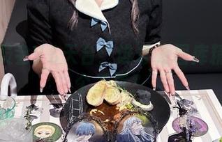 月城委员会VS天台：谁才是图库精选的那个二货？