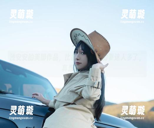 浅安安的美脚作品，比我平时看到的要迷人多了，真想凑上去