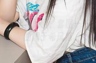 爱尤物 – 制服、原图、套图——难以抗拒的周于希风范