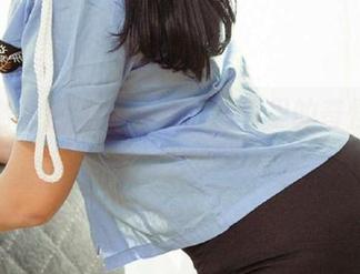 爱尤物 – 厨娘小蛮妖：图包里的奇怪拼盘！