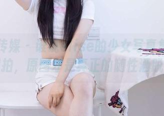 物恋传媒 – 谁说elise的少女写真集只是摆拍，原图才是真正的随性洒脱！
