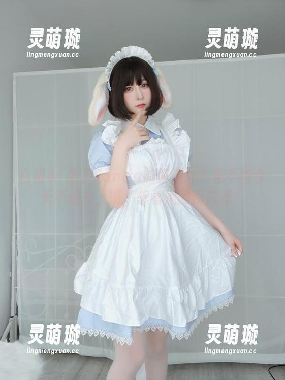 白银81成了Fantia的修道女？怪不得今天不想去上班，想看她的新花样！