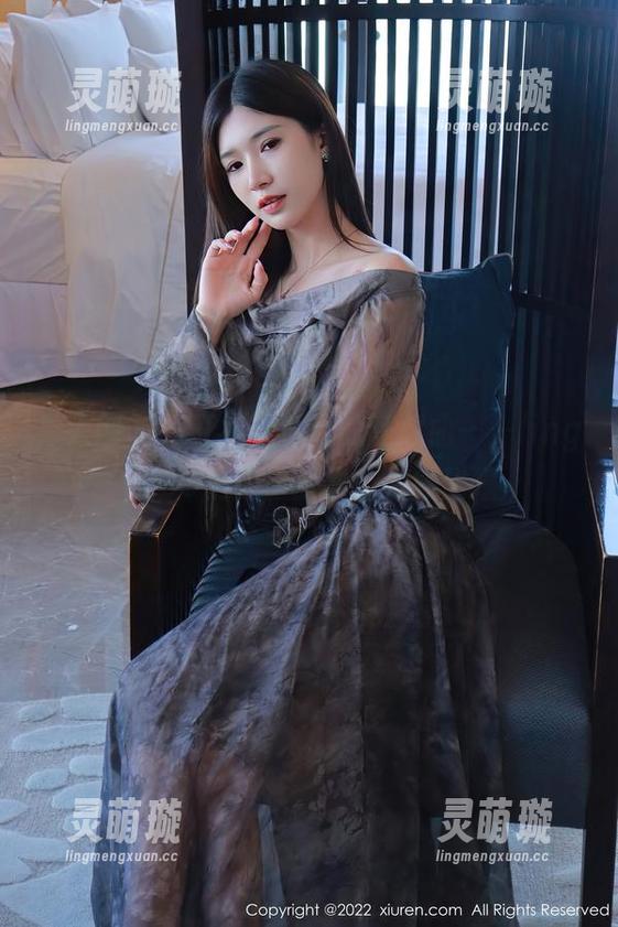 秀人网-lingyu69 秀人网 - “红裙”掀起的狂想曲——lingyu69精选作品集的微妙碰撞