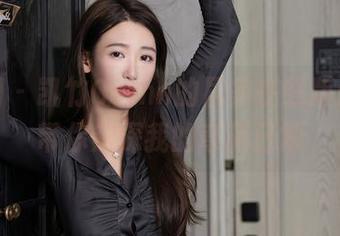 秀人网 – 凯竹Quinn的居家在线版：原图带你窥探我的奇葩日常
