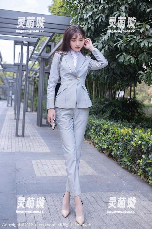 秀人网-刘婷婷 秀人网 - 刘婷婷学妹风图包,回头率百分百,哈哈!