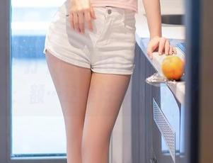 秀人网 – 打卡喵喵JOJO的丝袜作品，人类：额…这条好像太好看了吧