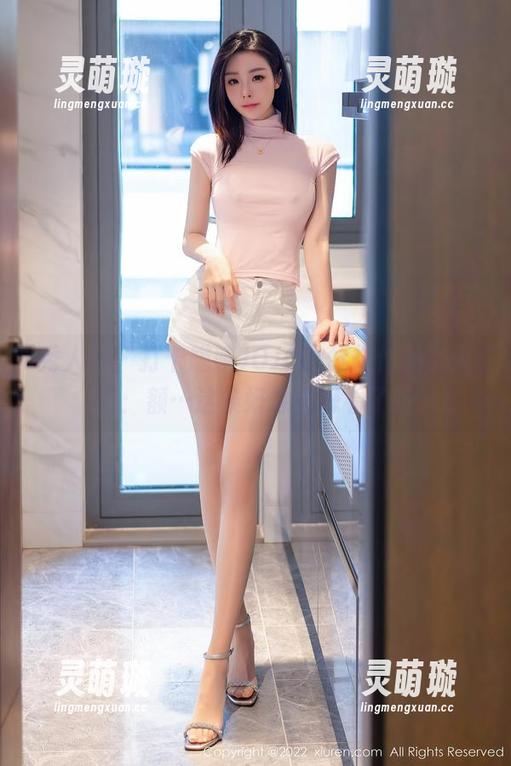 秀人网 - 打卡喵喵JOJO的丝袜作品，人类：额…这条好像太好看了吧