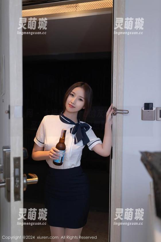 秀人网-大橘BBKira 秀人网 - 大橘BBKira的灰丝合集——无圣光的真实,是你想要的吗?