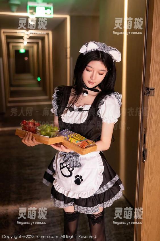 秀人网-麻吉小兔子 秀人网 - 麻吉小兔子写真更新,内衣搭配特别的不那么“特”别,哈哈。