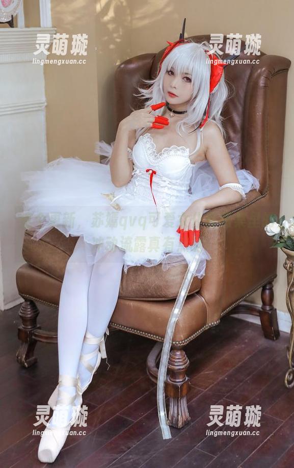 这个更新，苏嫣qvq可爱女仆装图集里的冲动流露真有点萌