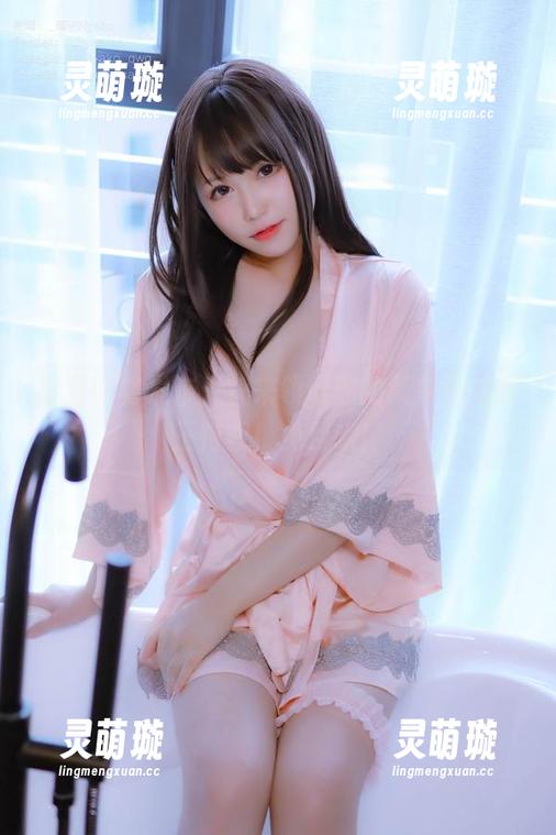 套图即将发布，快来领取你的荒井喵喵女王特权！免费哦！