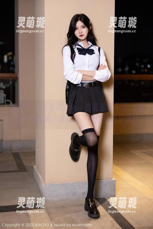 语画界-杨晨晨Yome 语画界 - 杨晨晨Yome的资源集中营:她的户外私拍,总能在不经意间让你愣住