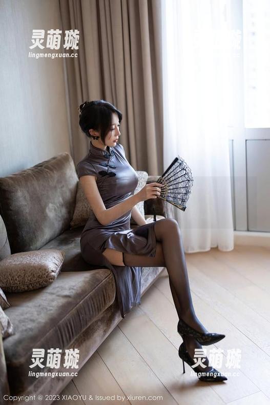 语画界 - 原图来了，林子遥穿上这礼服，真想问设计师你是怎么做到的。