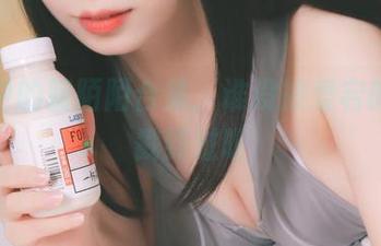 网盘中的韶陌陌合集，谁没被爱宕的神情戳到过呀