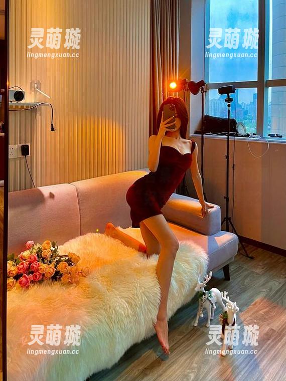 微密圈 - 黎允熙写真合集，看到蕾丝的那一刻，我只想大喊“好羡慕”，你们呢？